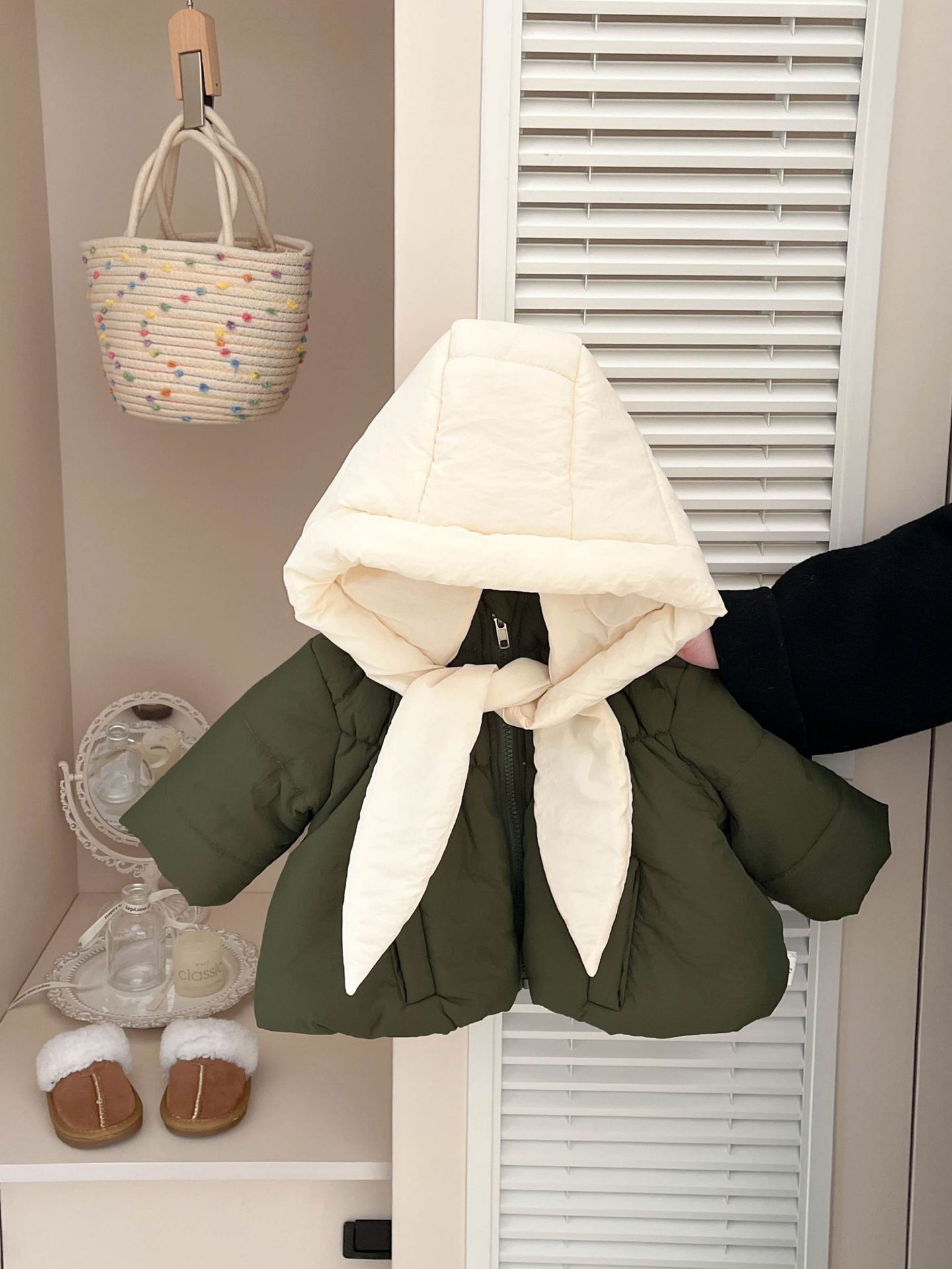 Niña adorable ropa de algodón de invierno para bebés extranjeros gruesa ropa de pan caliente ropa de invierno para bebés coreanos chaqueta de sombrero