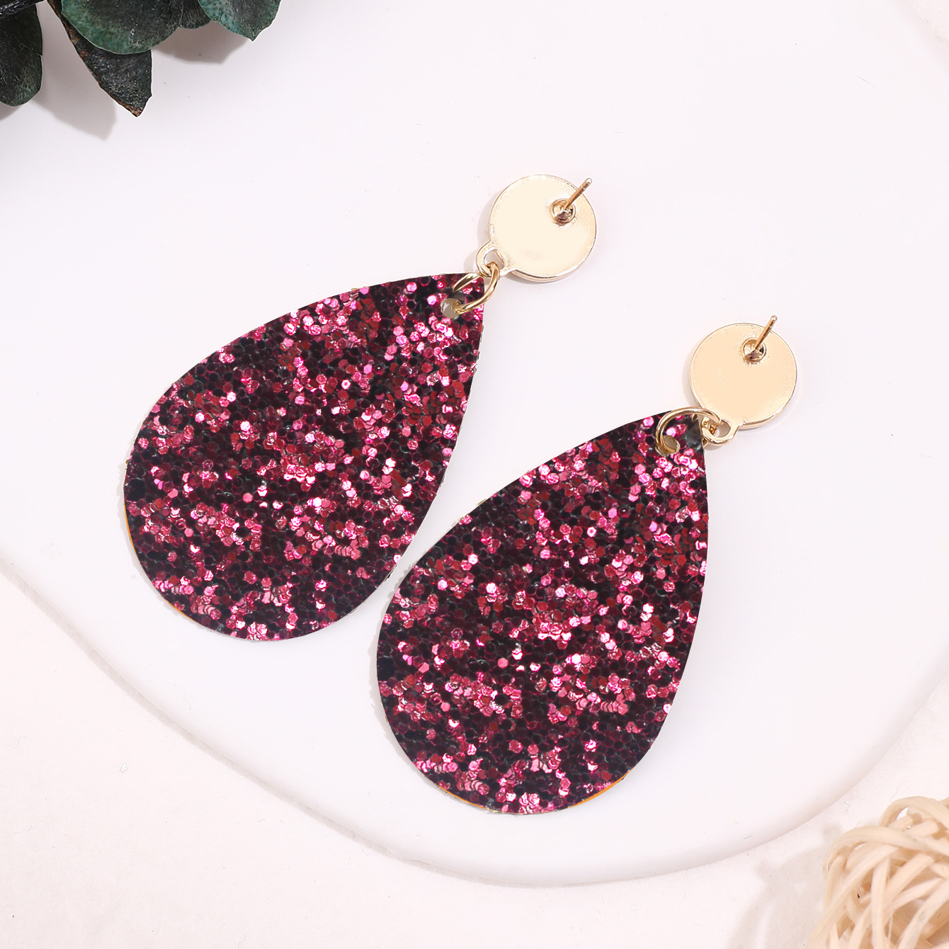 1 Paire Rétro Les Gouttelettes D'eau Faux Cuir Boucles D'oreilles display picture 4