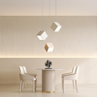 ���W�͏d����С���Ў׺άF�����s2022�����а�̨���Ԅ���С����