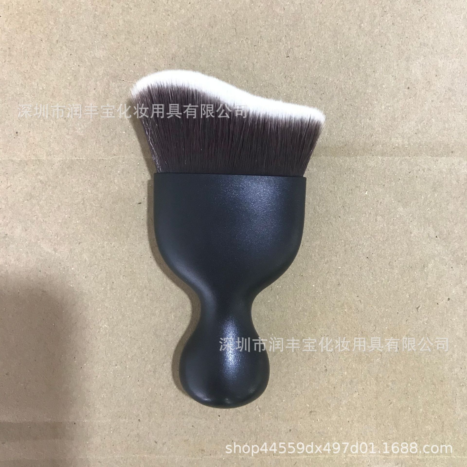 Cepillo de limpieza del coche aire acondicionado salida de aire eliminación de polvo cepillo suave herramienta de limpieza del coche Limpieza de huecos gris artefacto cepillo