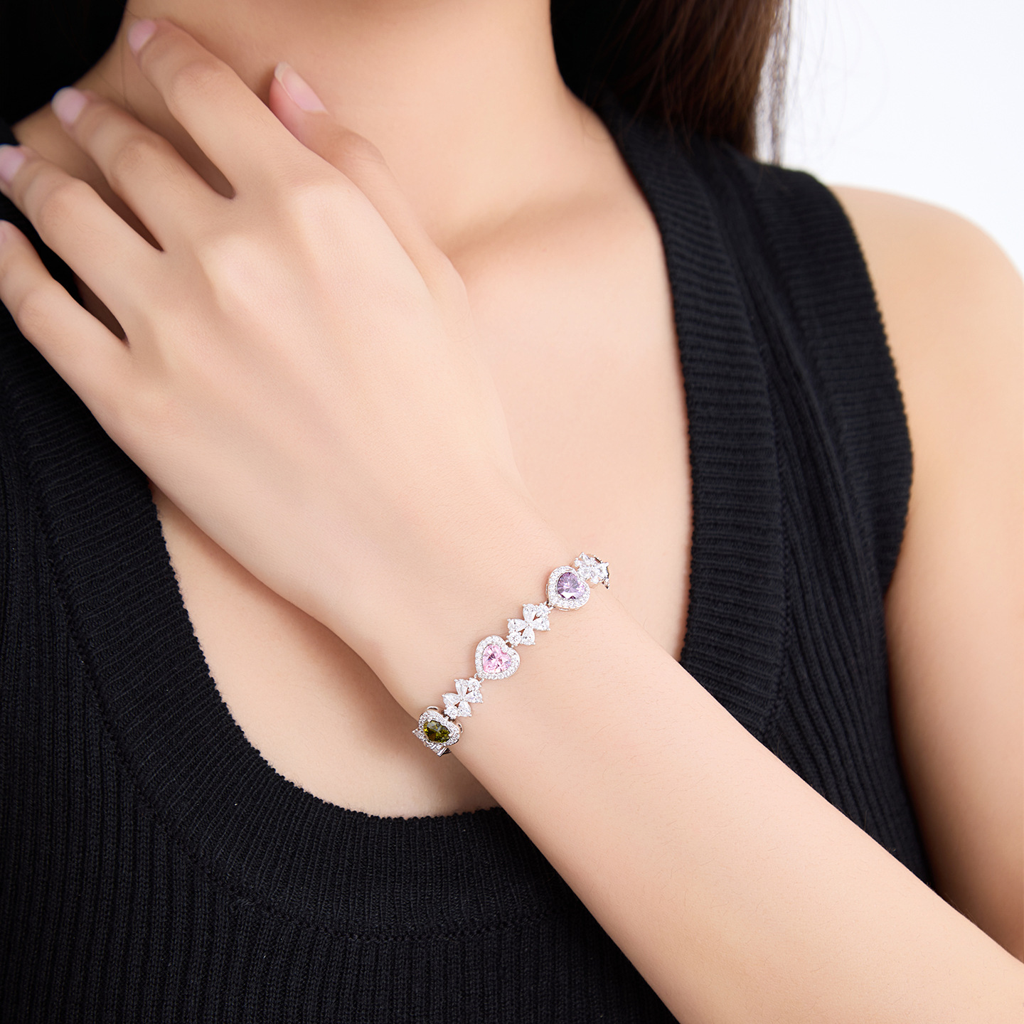 Pulsera de Corazón con Gemas de Aleación de Cobre para Mujer image 4