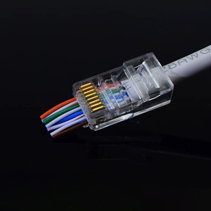 Проходная кристаллическая заголовок по пяти типам 8P8C проходящего отверстия.