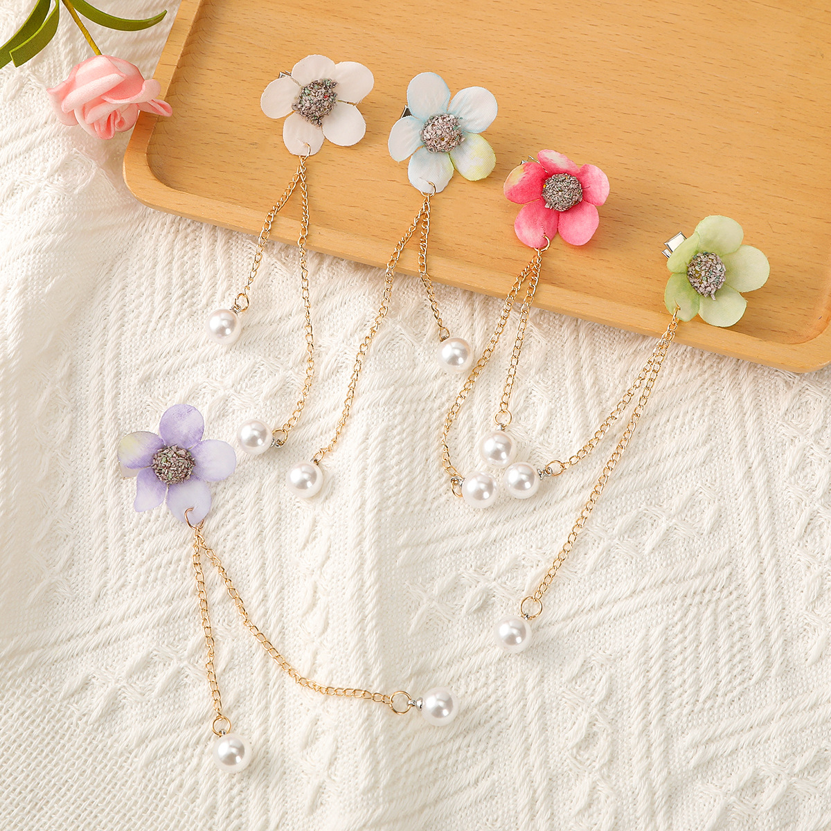 Women's Flower Sweet Mixed Materials Hair Clip display picture 6