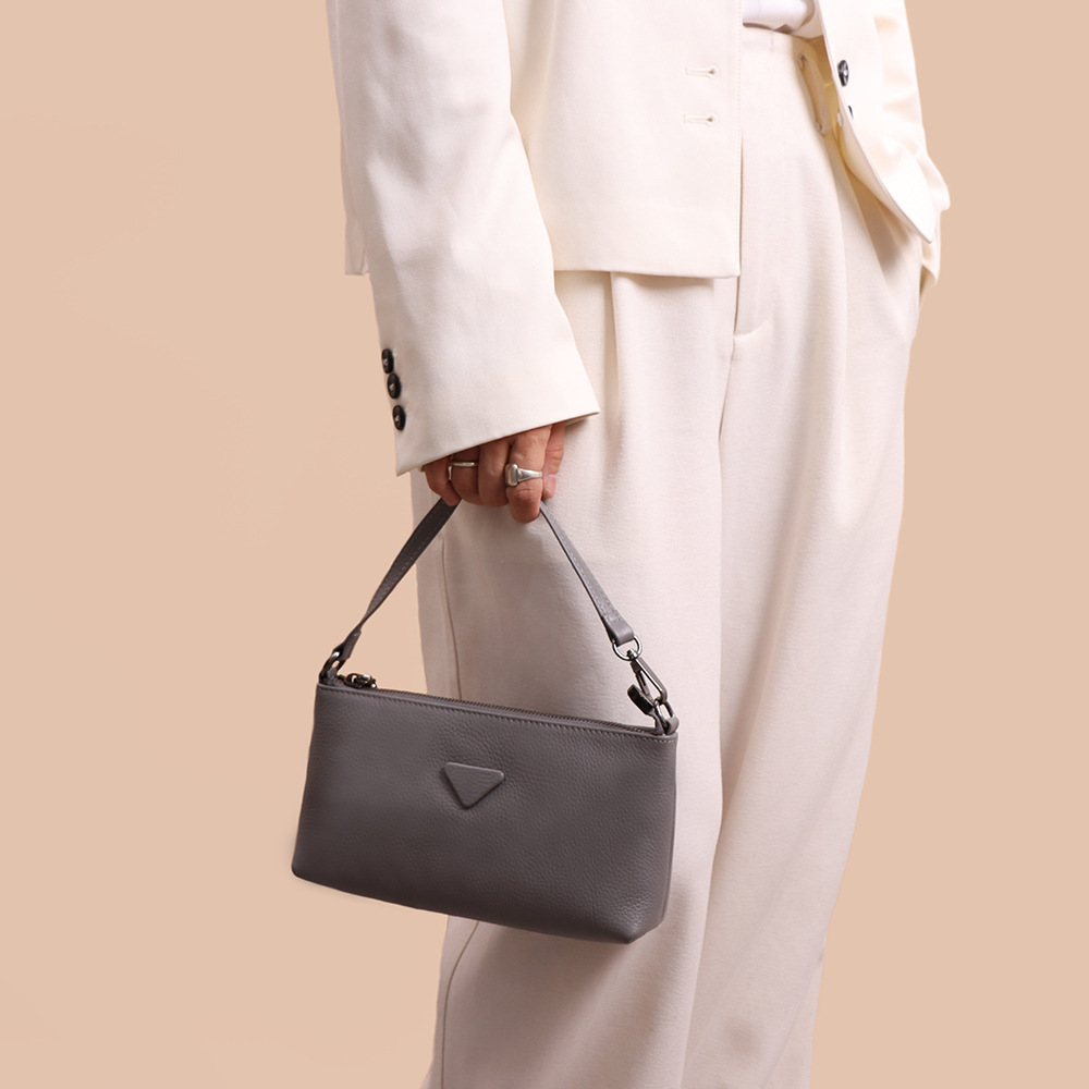Fashion Large Capacity Small Square Bag For Women 2025 New Genuine Leather Simple Shoulder Crossbody Bag Versatile Handbag For Commuting - Thumbnail 3