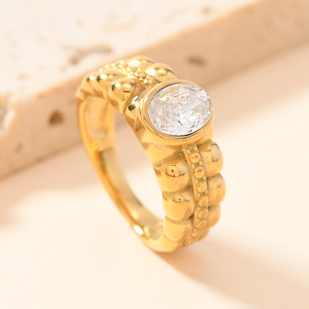 Nueva moda europea y americana, joyería de acero inoxidable, anillo de circón con incrustaciones irregulares, anillo de rosca de diseño de lujo ligero femenino image 4