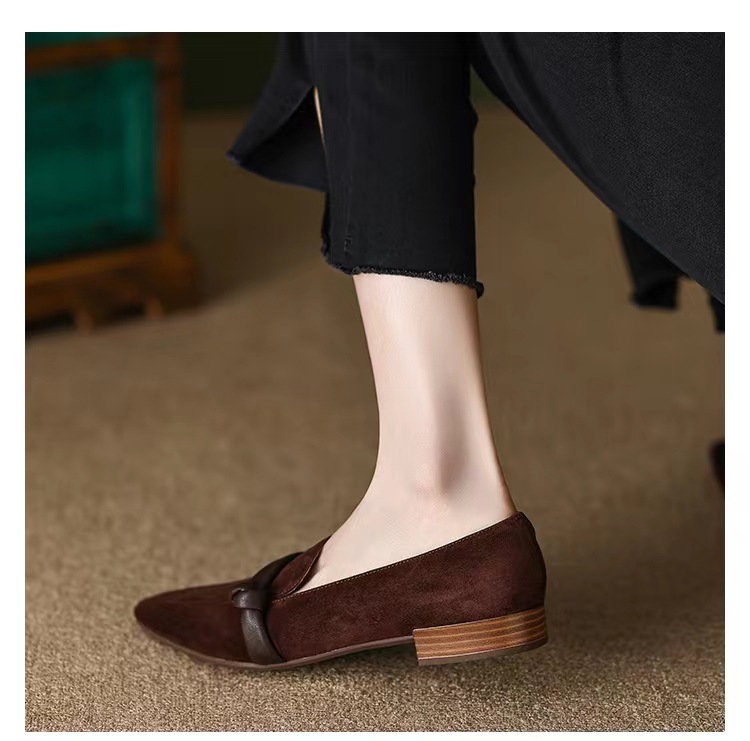 Spring new low-heeled Lok Fu shoes pointy thick with a pedal retro single shoes women_voghion.com