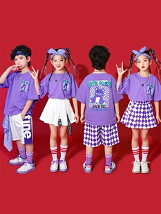 ��һ��ͯ��ɫ������ݳ����׃��@���I�հ�����b��ͯ������ݷ��b