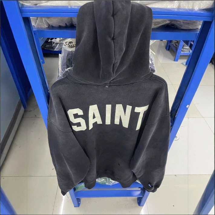 Moletom com capuz unissex, modelo folgado, com estampa de letras da nova marca da moda de 2026, lavagem desgastada._voghion.com