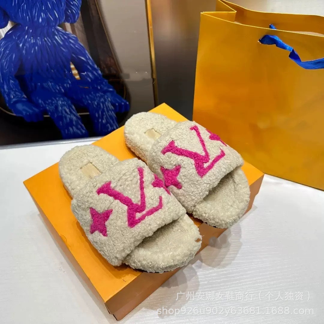 Louis Vuitton Paseo Flat Comfort Mule Shearling Beige Pink