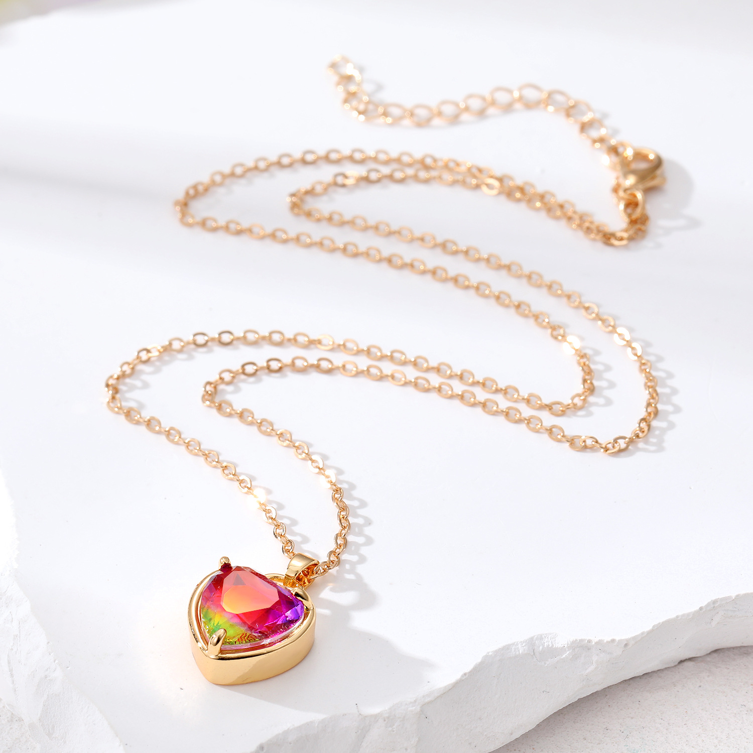 Fashion Heart Shape Alloy Inlay Artificial Crystal Womenu0027S Pendant Necklace 1 Piece