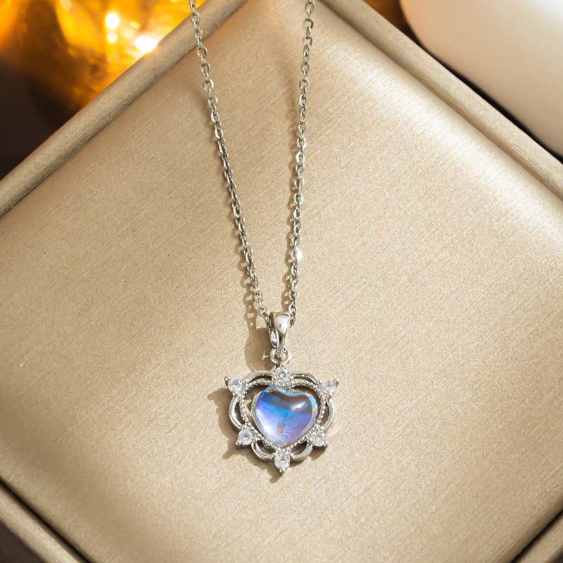 Beautiful Temperament Aurora Love Necklace Korean Style Light Luxury Colorful Crystal Stainless Steel Clavicle Chain Live Broadcast Popular Ornament display picture 3