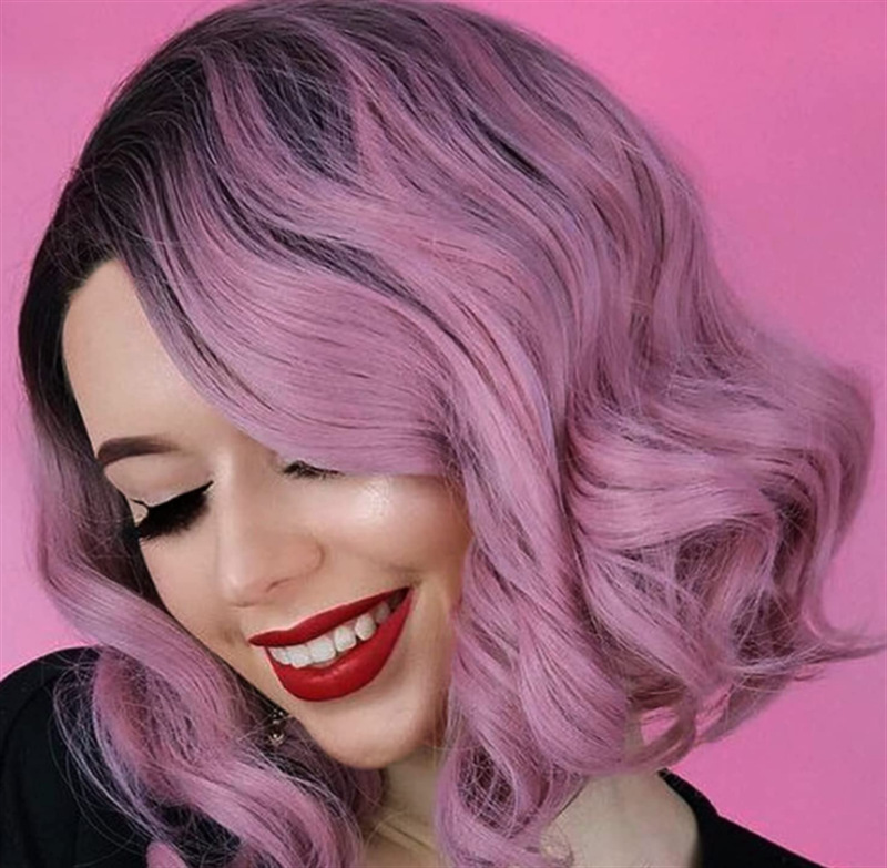 Perruque synthétique 2023 populaire femmes noir dégradé violet longueur d'épaule bouclée rose maille haute température soie fibre chimique cheveux_voghion.com