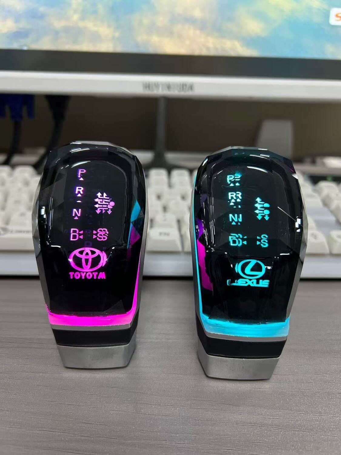 Colorful luminous gear shift knob modification suitable for Toyota Corolla and other models, crystal luminous gear shift modification
