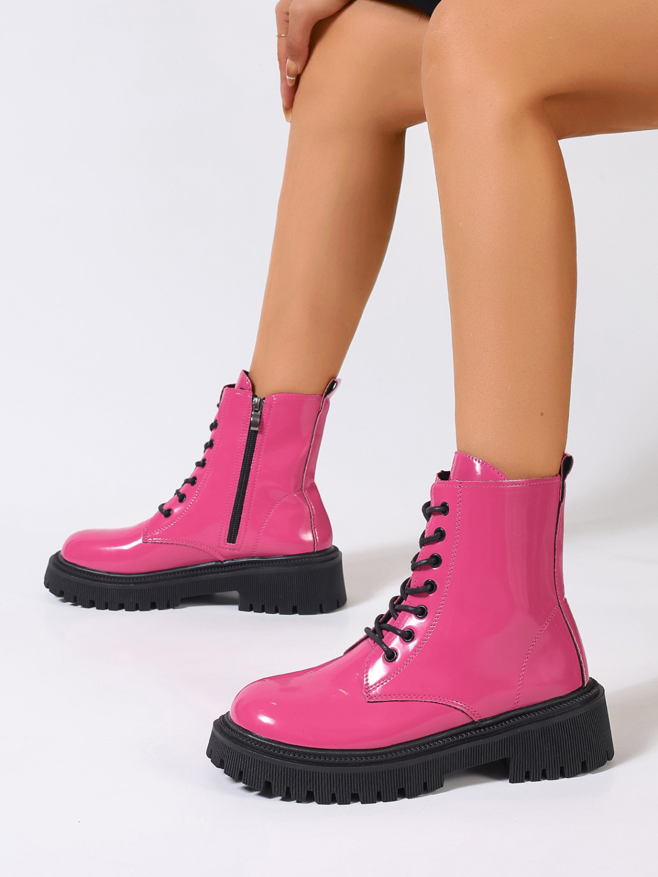 plus Size Lace-Up British Style Retro Martin Boots mid Heel Ankle Winter Cowboy Boots for Women_vogvips.com