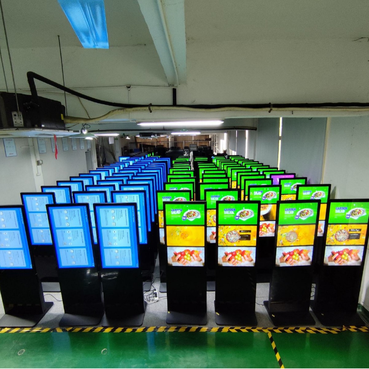 49 pulgadas HD LCD vertical anunciante con pantalla táctil soporte de piso Android / Windows fabricante del sistema operativo