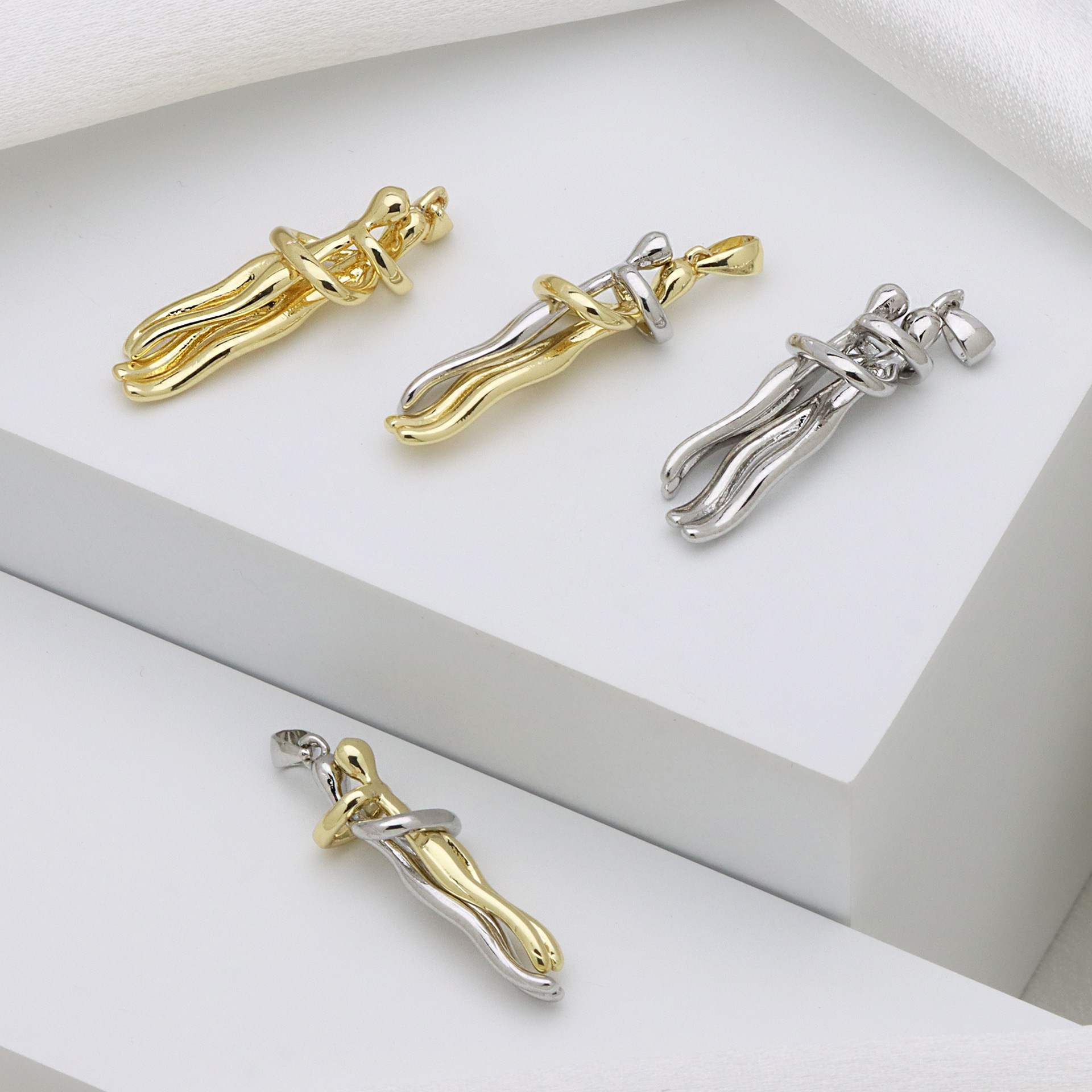 Pendant Necklace Classification Wholesale Jewelry IG Style Human Copper Mixed Metal Plating Pendant Necklace Cable Chain