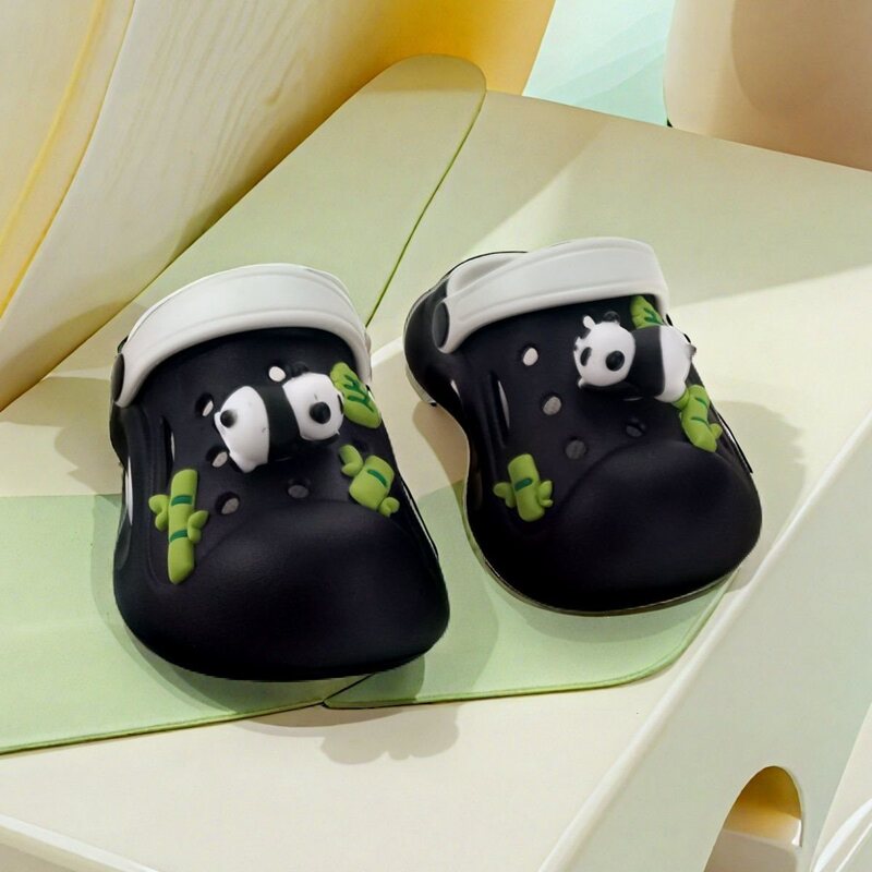 Women's Non-Slip Clogs, New Cute Summer Outdoor Slippers, Closed-Toe Thick-Soled Black Slip-On Shoes for Men