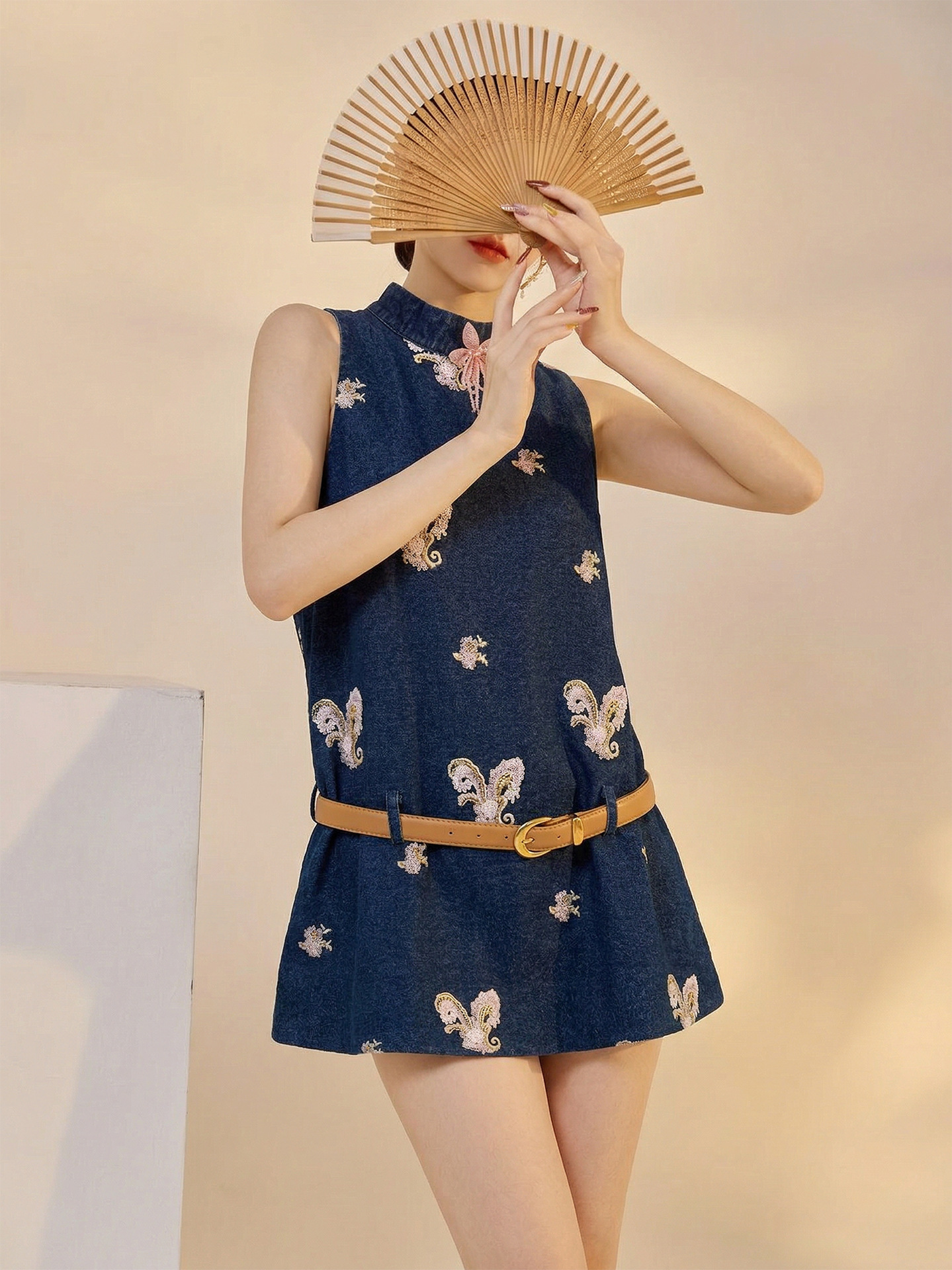 Bộ áo không tay và quần short denim phong cách Tân Trung Hoa mùa hè — bộ đồ, Trang chủ, quần đùi