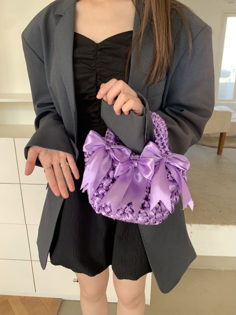 Women's Medium Velvet Bow Knot Elegant Open Handbag display picture 10