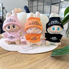 服だけ】一二代ブラインドボックス布公仔服ストラップLABUBUは春のファッションのために新しい服を着ています。