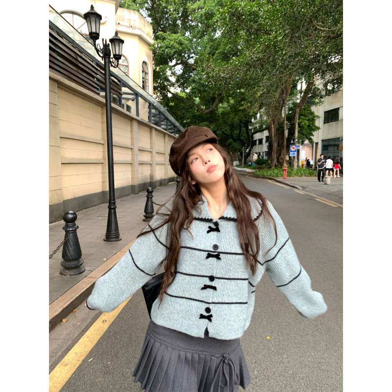 冬季新款茶歇系蓬松肌理感娃娃领针织衫高级感条纹开衫毛衣外套女