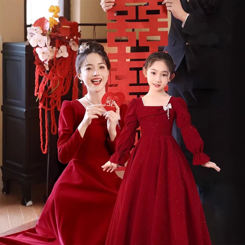 Red Family Matching Outfits Mother-Daughter Dresses Girls' Host Dresses Children's Birthday Flower Girl Performance Dresses Autumn and Winter