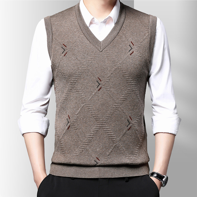 Vest Sweater Men's 2024 Autumn and Winter New Sleeveless Knitted Jacquard Casual Dad Wear Bottoming Men's Vest