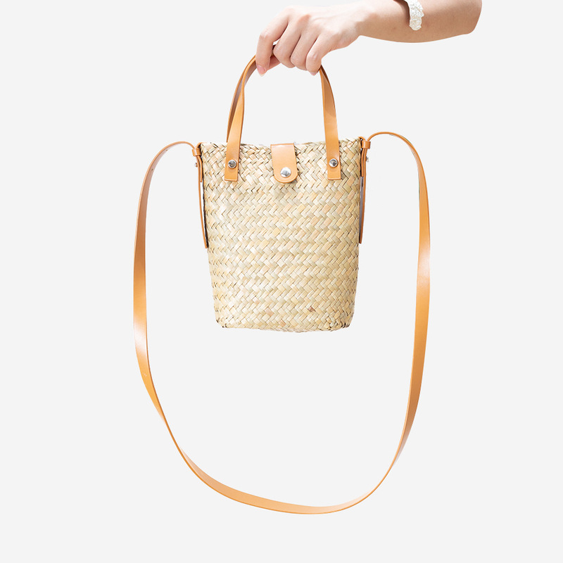 Straw Woven Phone Bag for Women, Crossbody Bag, 2024 New Versatile Small Bag, Woven Phone Pouch, Coin Purse, Vertical Portable