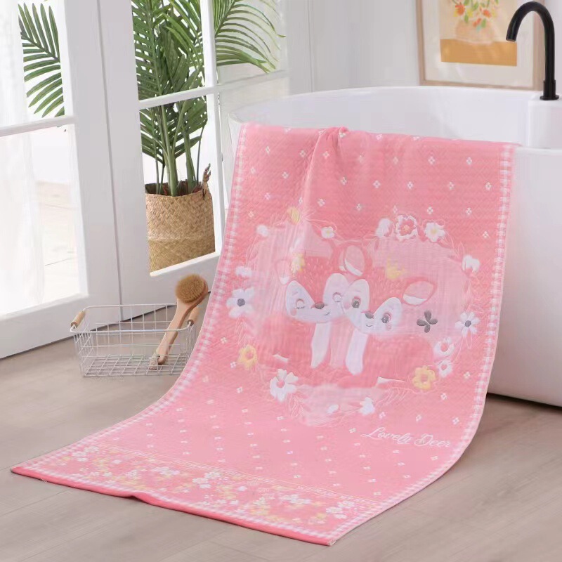 Pure Cotton Three-Layer Gauze Bath Towel for Adults and Children, Newborn Baby Cotton Beach Towel, Suitable for Mother and Baby, Cute and Absorbent
