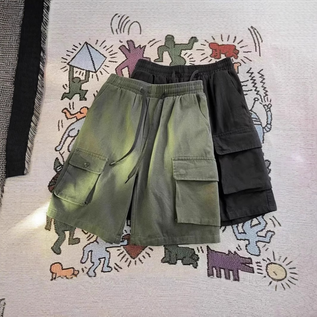 Trendy Street Style Summer Japanese Retro Cargo Shorts for Men with Multiple Pockets, Loose Fit, Versatile Casual Mid-Length Shorts