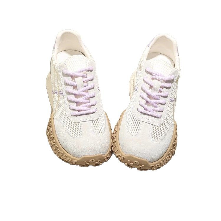 Zapatos de entrenamiento alemanes de malla, aumento interno de las mujeres 2025 nuevo estilo de verano delgado blanco transpirable deportes Forrest Gump zapatos casuales de suela gruesa
