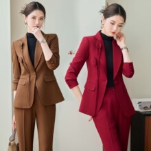 �tɫ�I���b���bŮ2025�¿�r��ͨ�ښ��|�������b�������������b