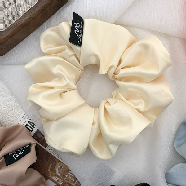 Beige satin spiral