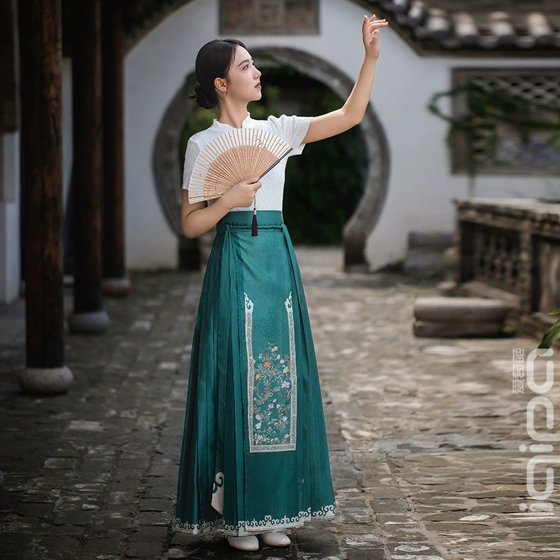 [Весенние коллекции] Новая китайская тонкая зеленая юбка в китайском стиле