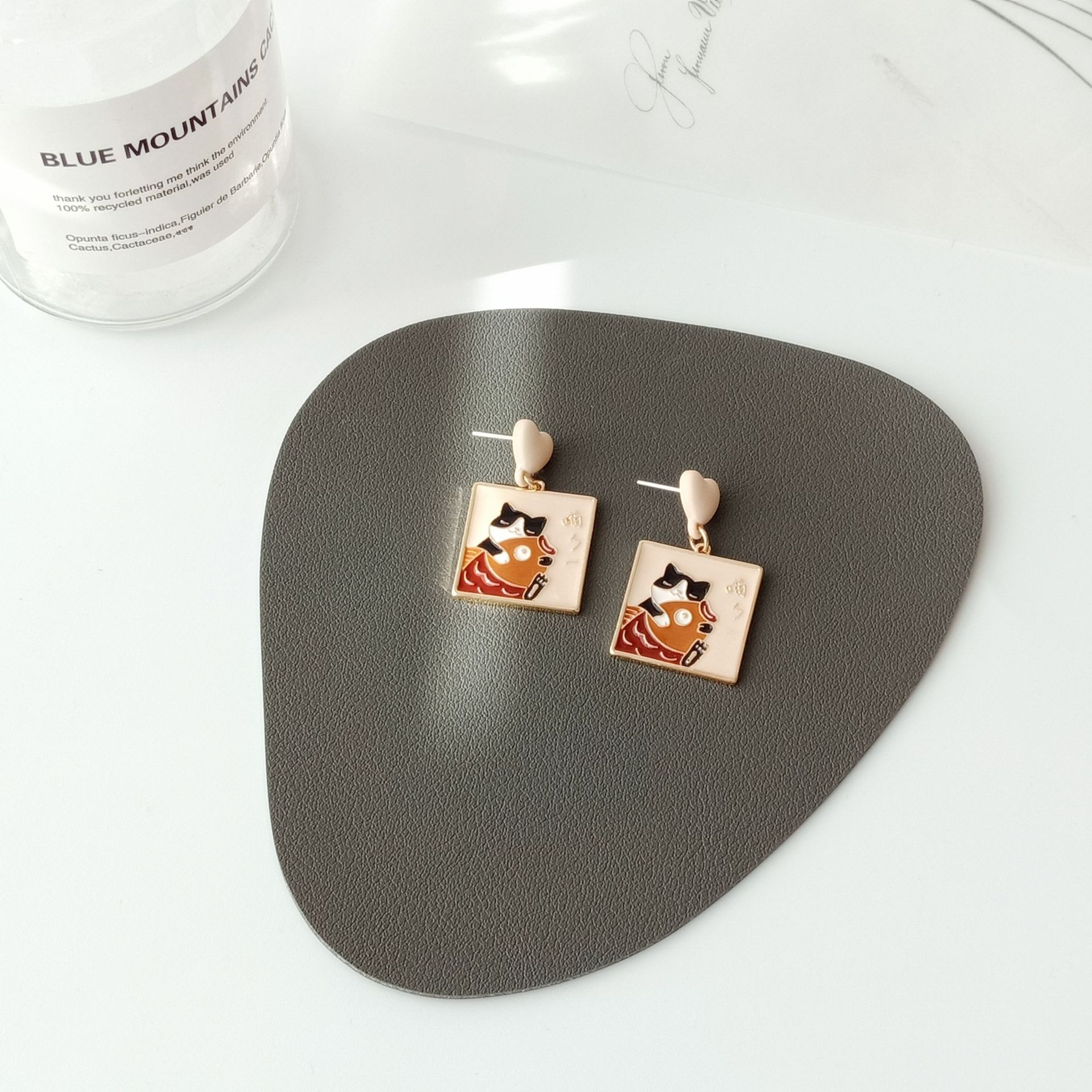 Simple Style Cat Alloy Enamel Drop Earrings 1 Pair display picture 4