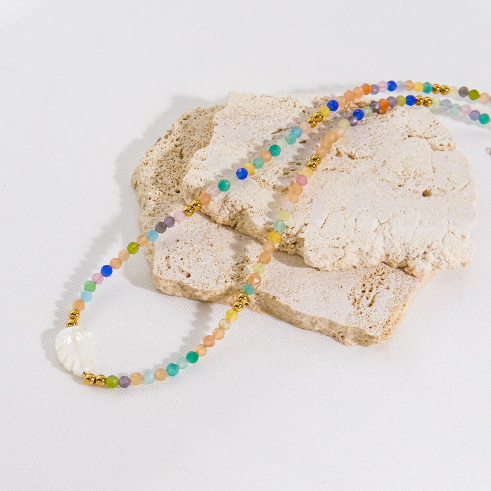 Vacation Simple Style Leaves Natural Stone Opal Shell Beaded Handmade Necklace display picture 1