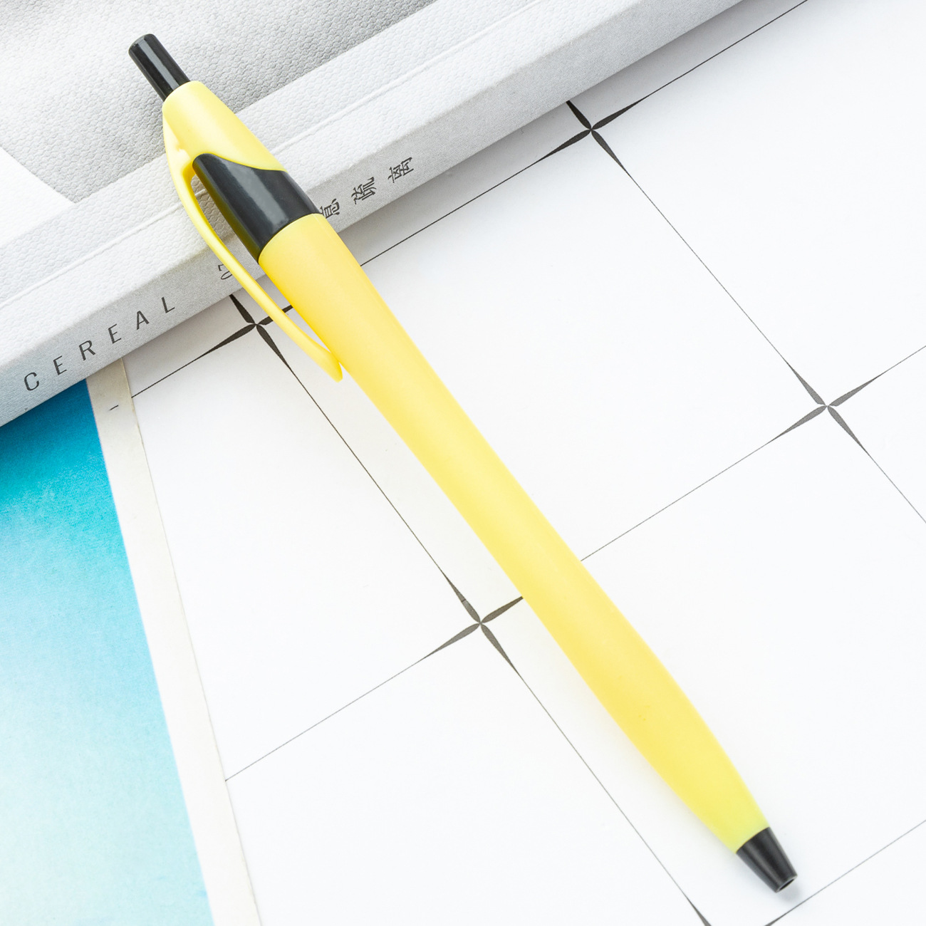 Bolígrafo de plástico multicolor con bolígrafo imprimible logo esmerilado calabaza javelina bolígrafo de publicidad barra delgada bolígrafo de promoción de regalo