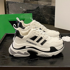 Paris 2022 Summer New Dad Shoes with Mesh Splicing Breathable White Shoes for Height Increase, Versatile Casual Comfort Mesh Shoes