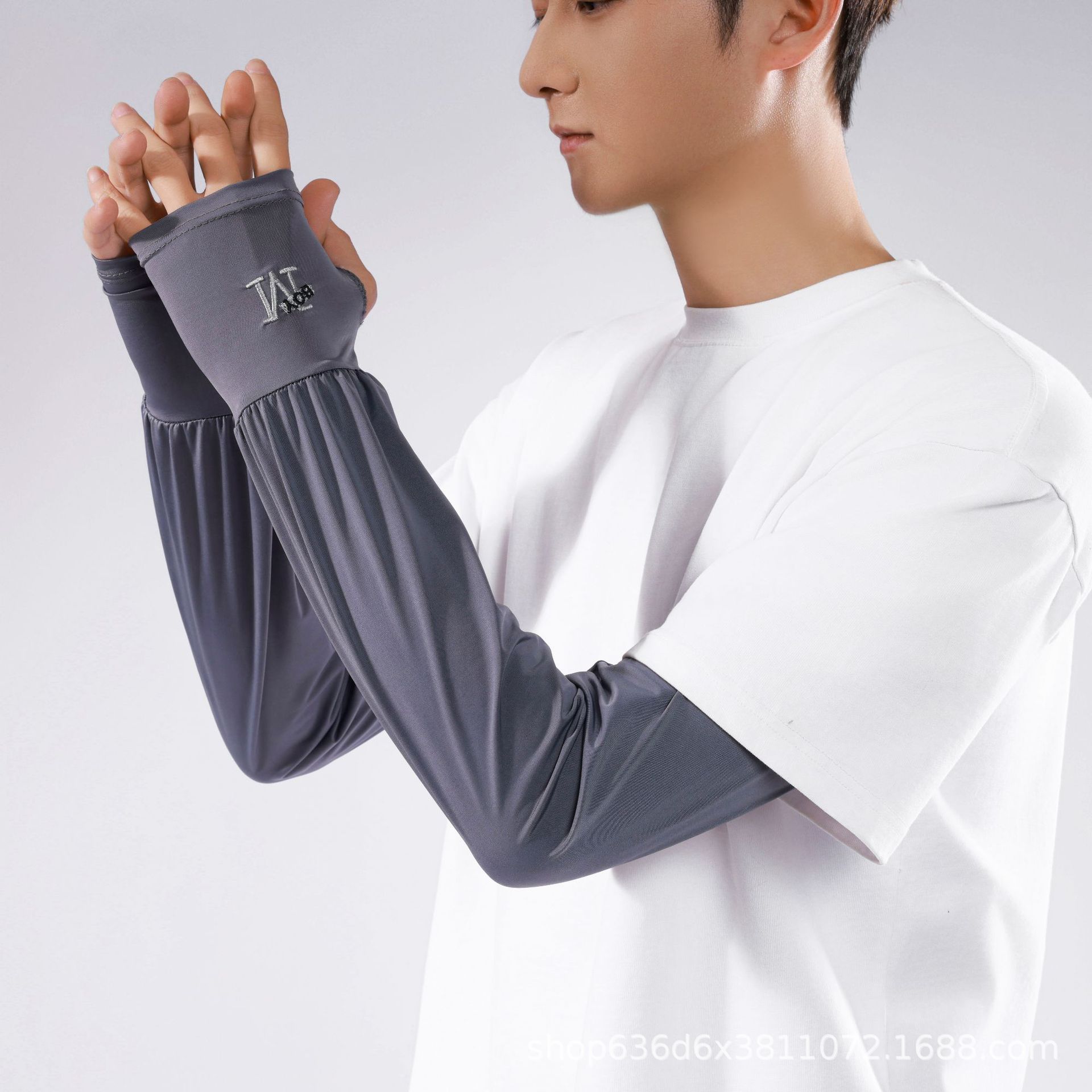 (2개) 남성용 아이스 슬리브 느슨한 플러스 사이즈 야외 라이딩 스트레이트 여름 얇은 팔 프로텍터 슬리브 아이스 실크 선스크린 슬리브