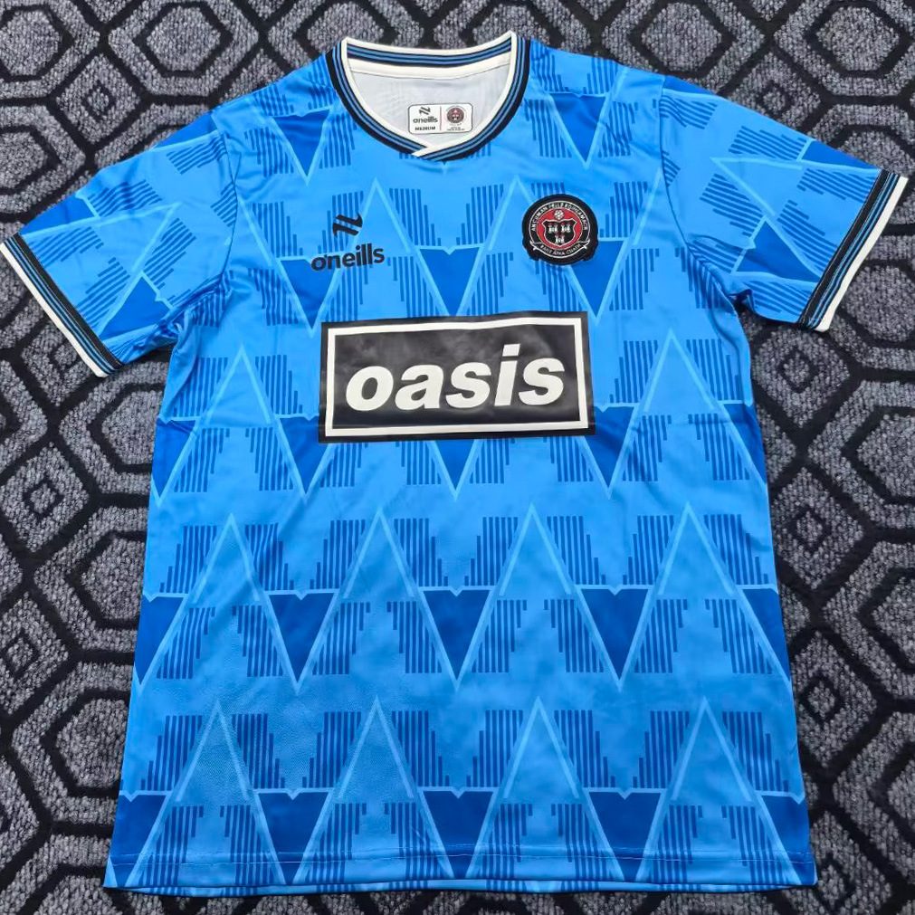 2526 보헤미안 블루