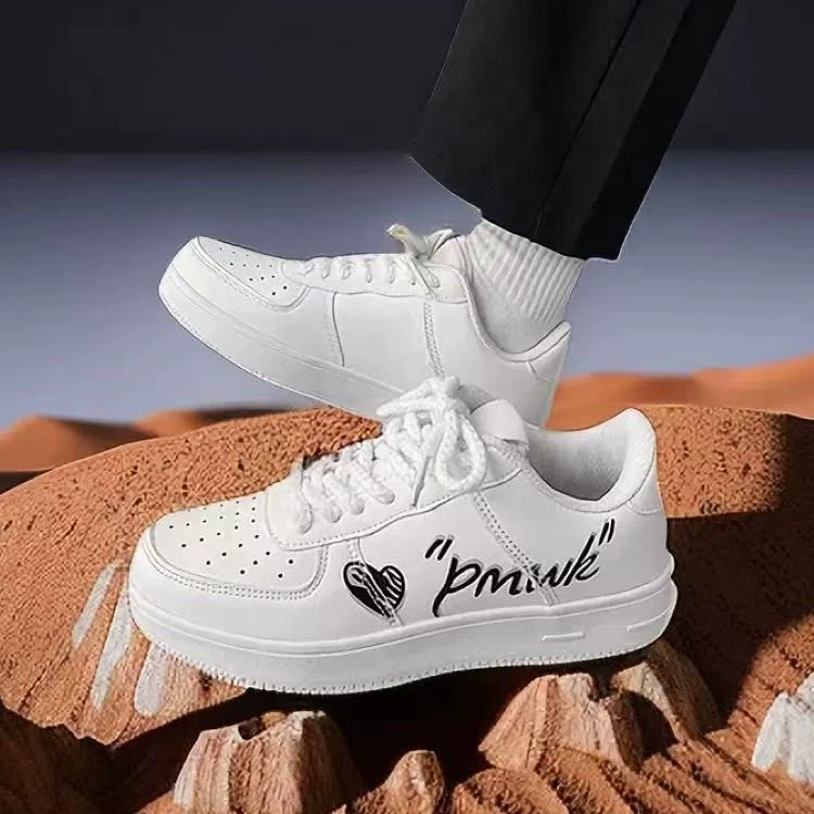 2025 spring ins style college love white shoes men chic street shooting niche couples casual sports sneakers trend