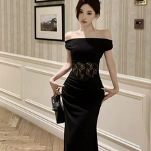��ʽ���ʺ�ɫ�Ը���˿ƴ��һ�ּ�����ȹŮ�ļ������������γ�ȹ��