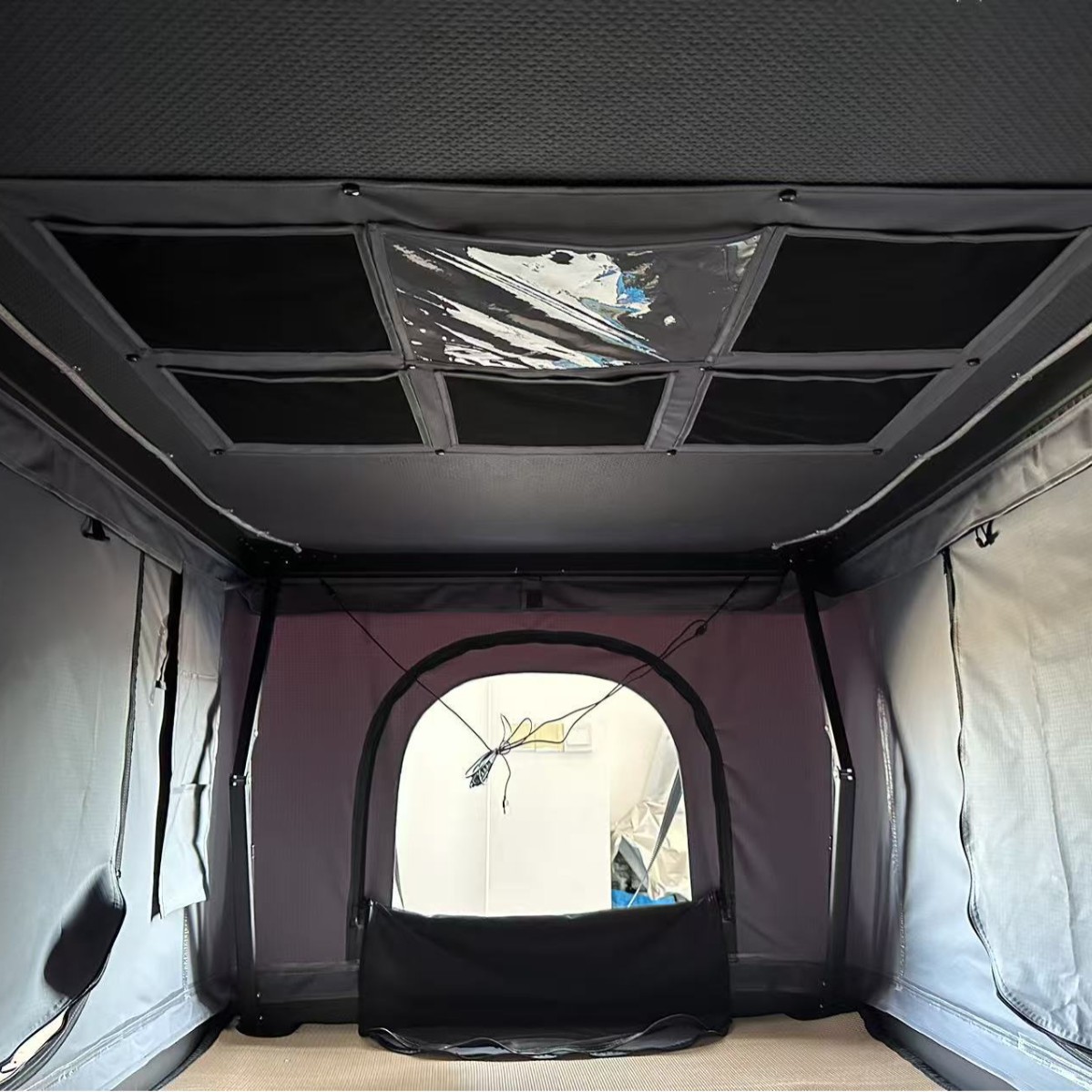 Carpa de techo de helicóptero de aleación de aluminio acampada rápida 320 g poliéster RV plegable SUV