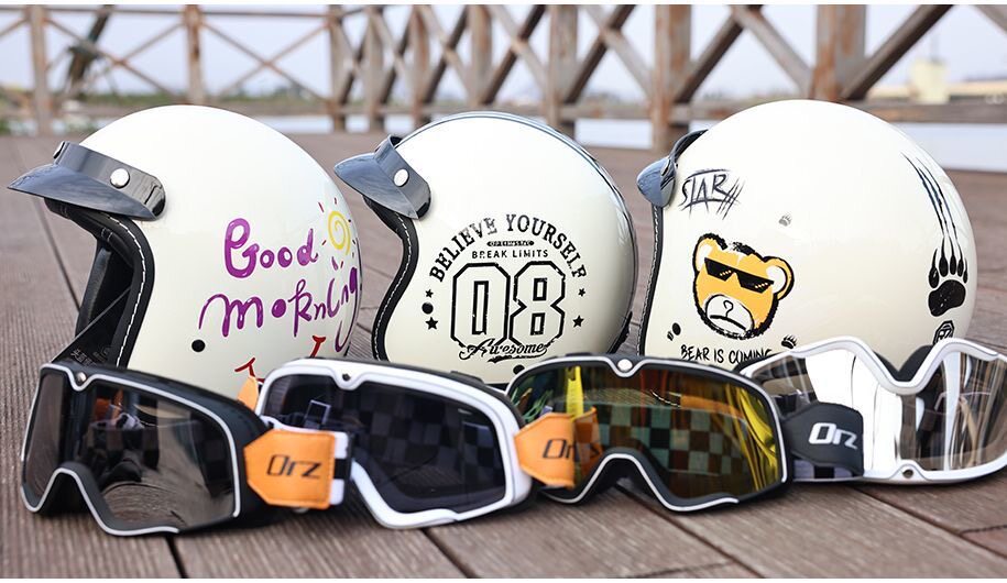 Motorcycle Safety Helmet for Men and Women, 3C Certified 3/4 Helmet, Retro Half Helmet, Motorbike Helmet, Suitable for All Seasons, Can Be Equipped with Bluetooth Headphones