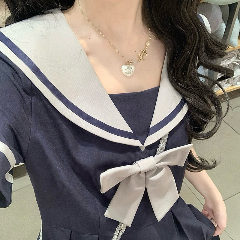 Real Shot of a College-Style Navy Collar Dress, Stunning Loose-Fitting A-Line Slimming Long Dress in Dark Blue Knit Fabric
