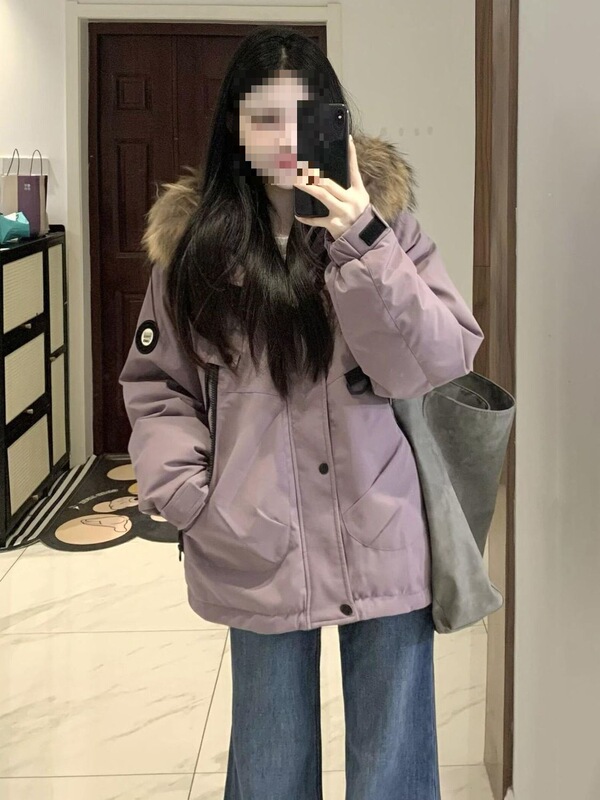 Parker Cotton Jacket for Women, 2025 New Winter Model, Hooded with Large Fur Collar, Workwear Style, Fleece-Lined and Thickened, Purple Cotton Coat Parker Cotton Jacket for Women, 2025 New Winter Model, Hooded with Large Fur Collar, Workwear Style, Fleece-Lined and Thickened, Purple Cotton Coat