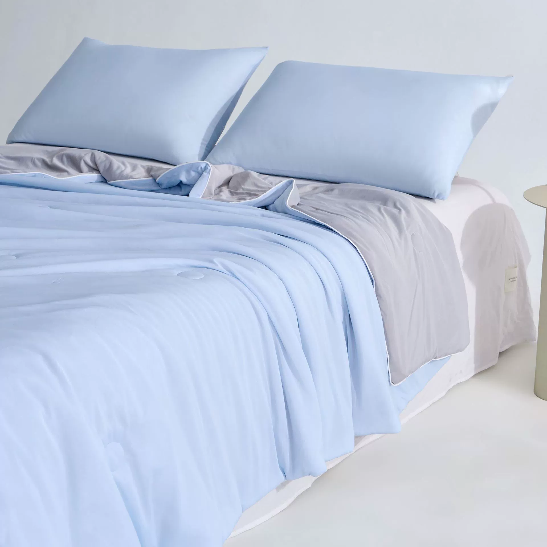 Черное технологическое мороженое типа А.