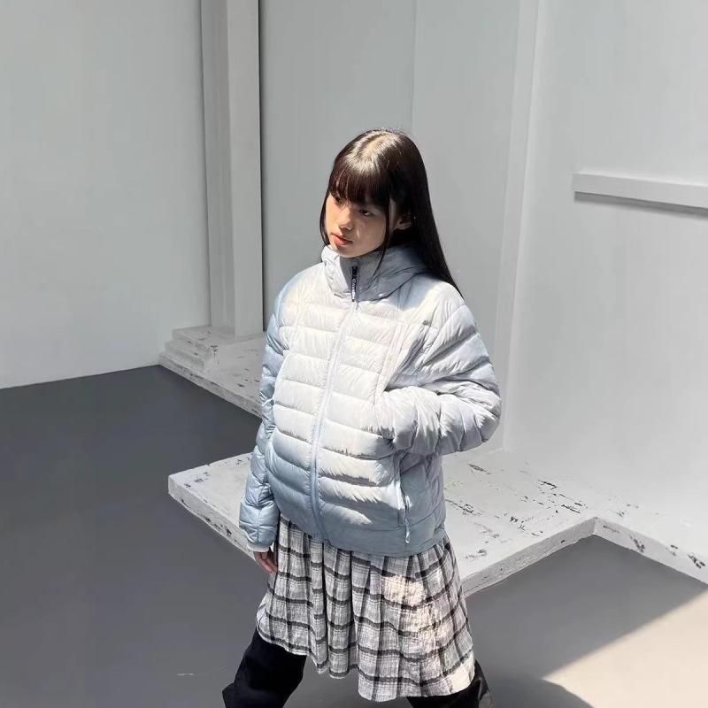 In-Stock Somi Brand Same Style Cavish down Jacket for Women, 90% Gray Duck Down, Hooded, Warm, Lightweight Coat 25 In-Stock Somi Brand Same Style Cavish down Jacket for Women, 90% Gray Duck Down, Hooded, Warm, Lightweight Coat 25