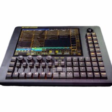 �|����MA2����������С�Ϳ���̨DMX console Q0 BUTTON �����̨