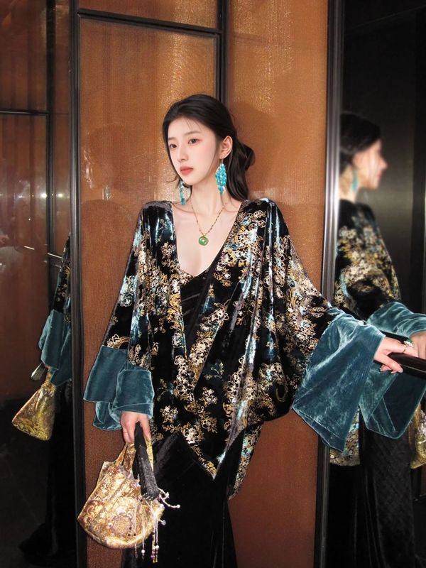 秋季新款国风新中式套装女装高级重工刺绣撞色外套+吊带裙 N8093|undefined